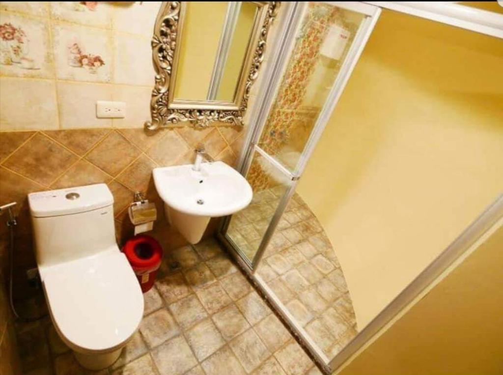 Mushroom Forest Guesthouse Camping Site room 4